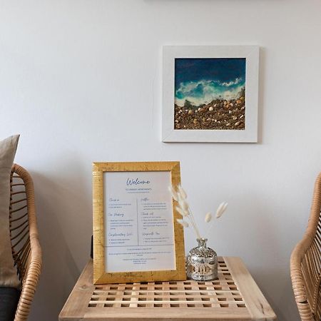 Modern 1-Bedroom Apartment, Beach 5-Min Walk, Free Parking Weymouth Esterno foto