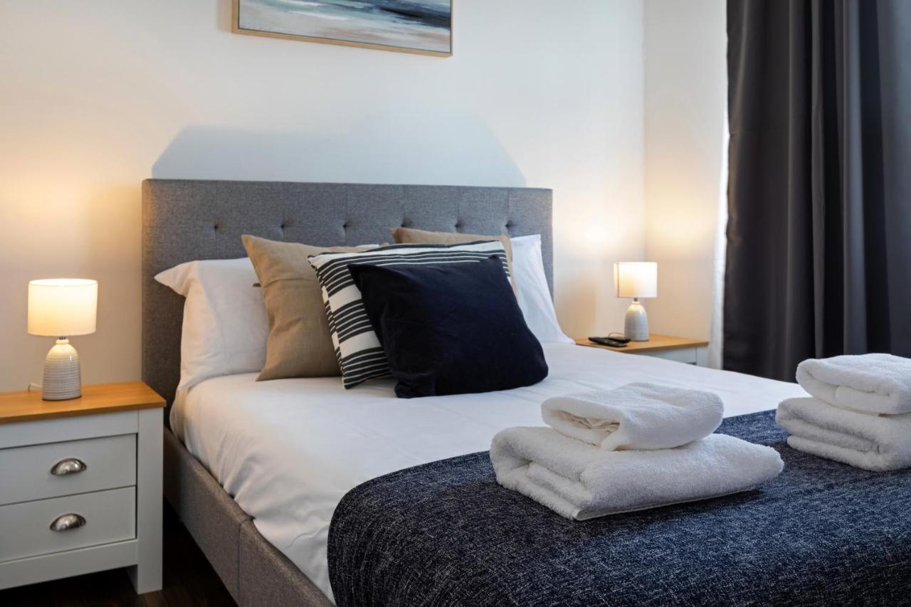 Modern 1-Bedroom Apartment, Beach 5-Min Walk, Free Parking Weymouth Esterno foto