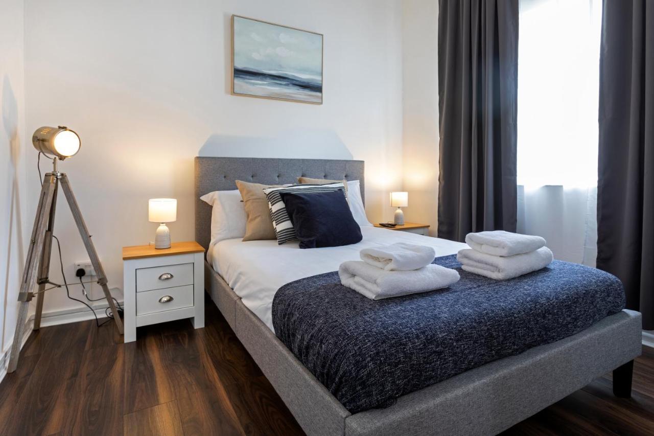 Modern 1-Bedroom Apartment, Beach 5-Min Walk, Free Parking Weymouth Esterno foto