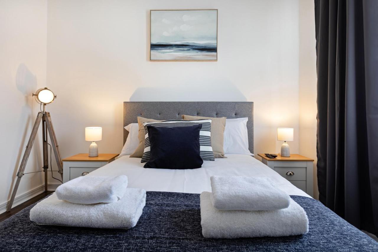 Modern 1-Bedroom Apartment, Beach 5-Min Walk, Free Parking Weymouth Esterno foto